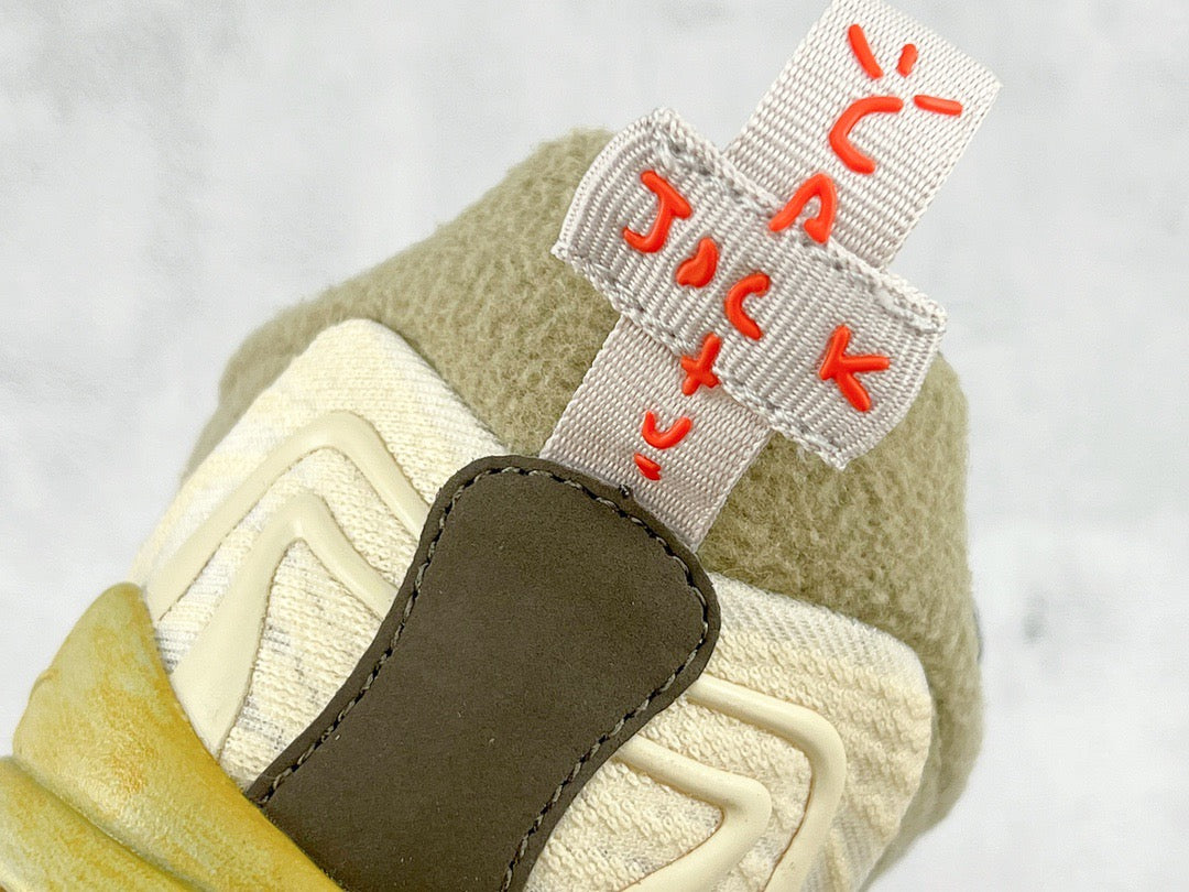 JORDAN x TRAVIS CACTUS