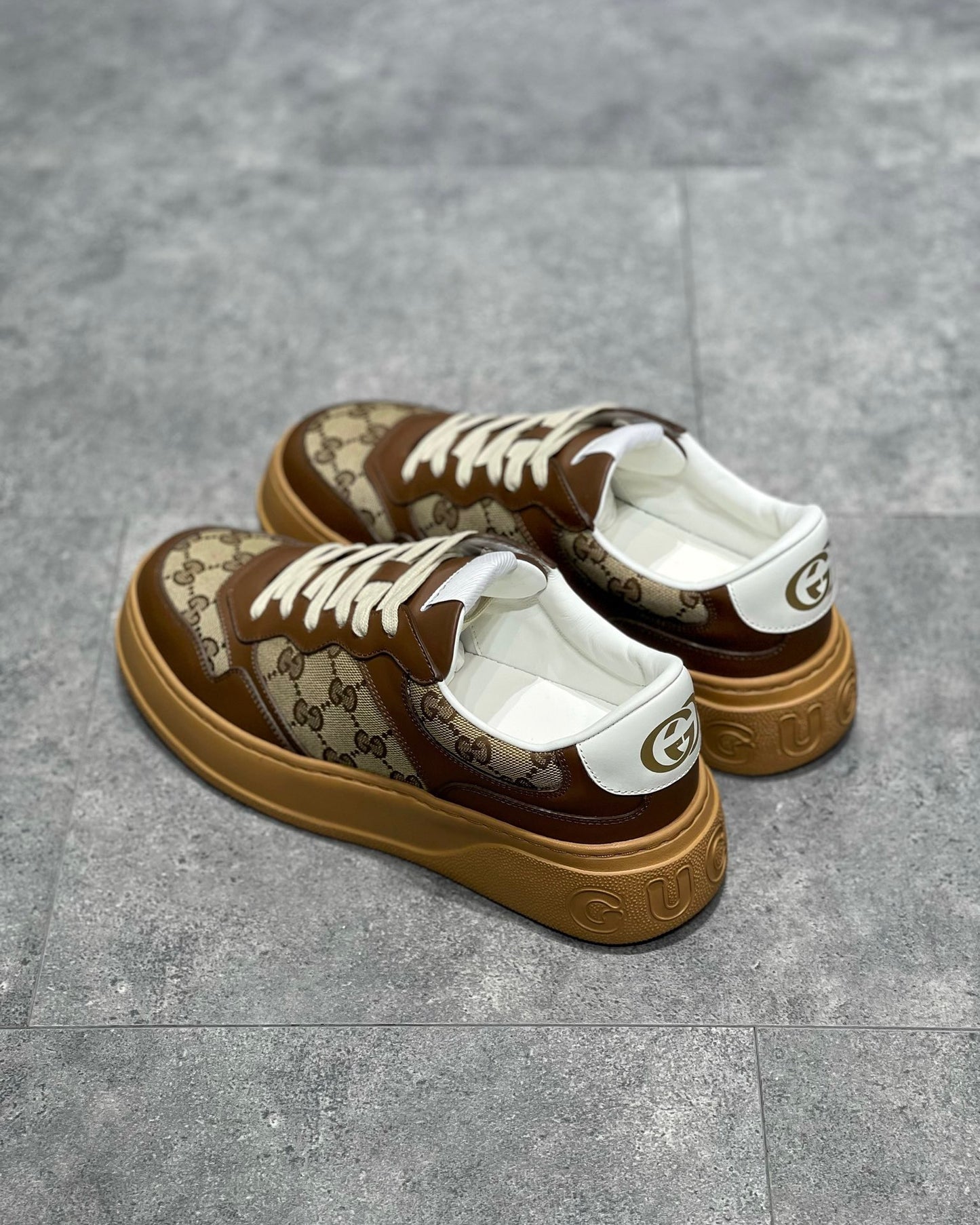GG SNEAKER