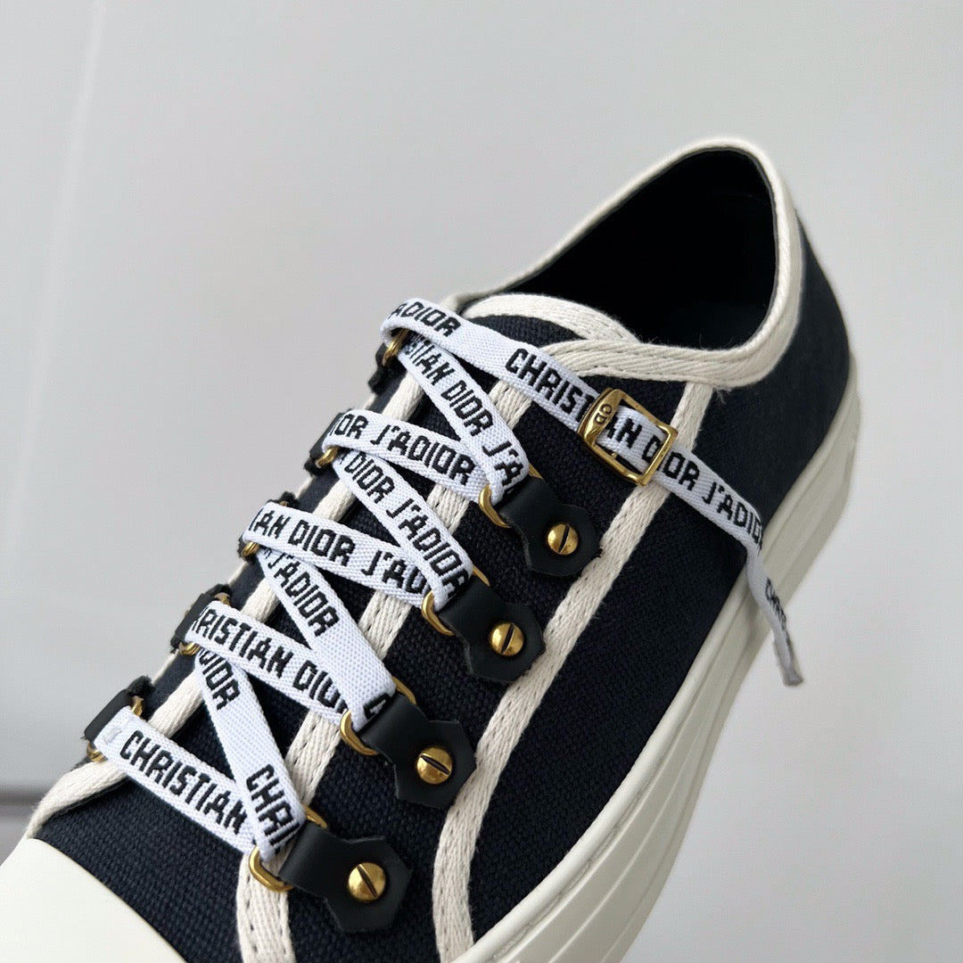CD WALKN SNEAKER
