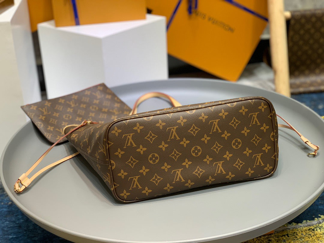 LOU NEVERFULL MM