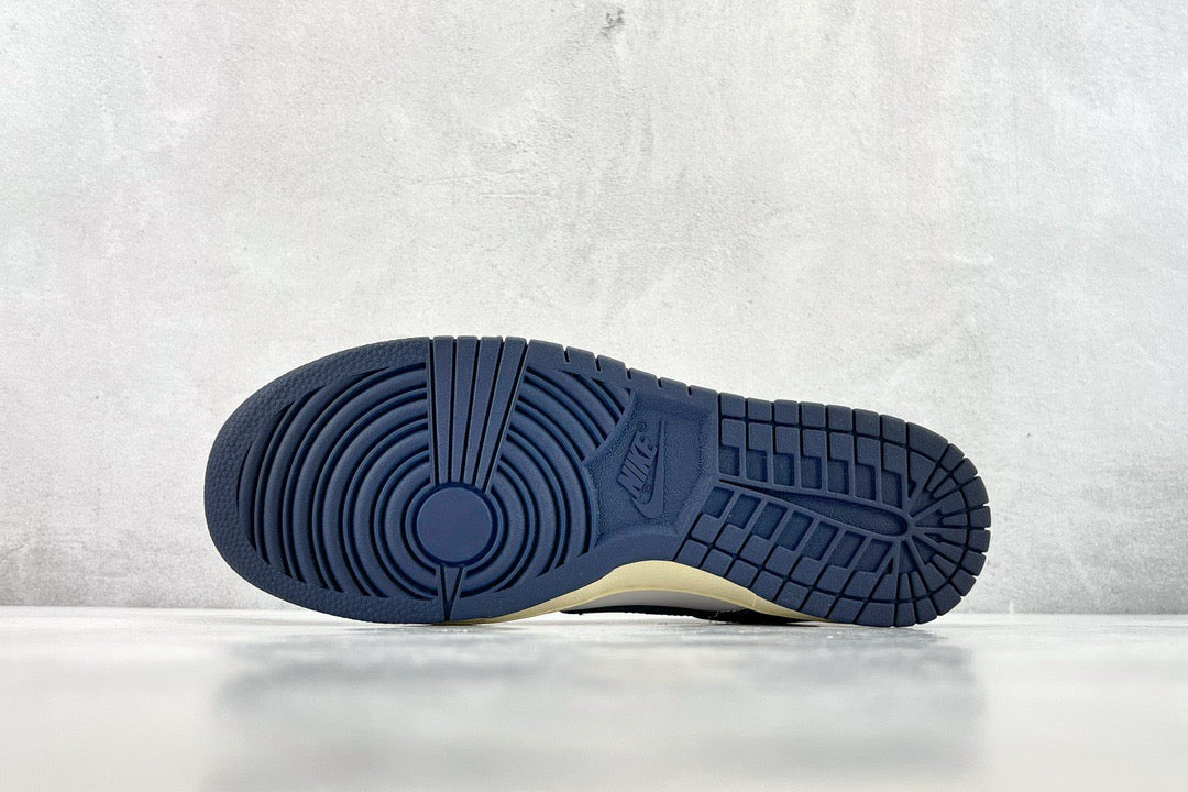 DUNK LOW MIDNIGHT NAVY