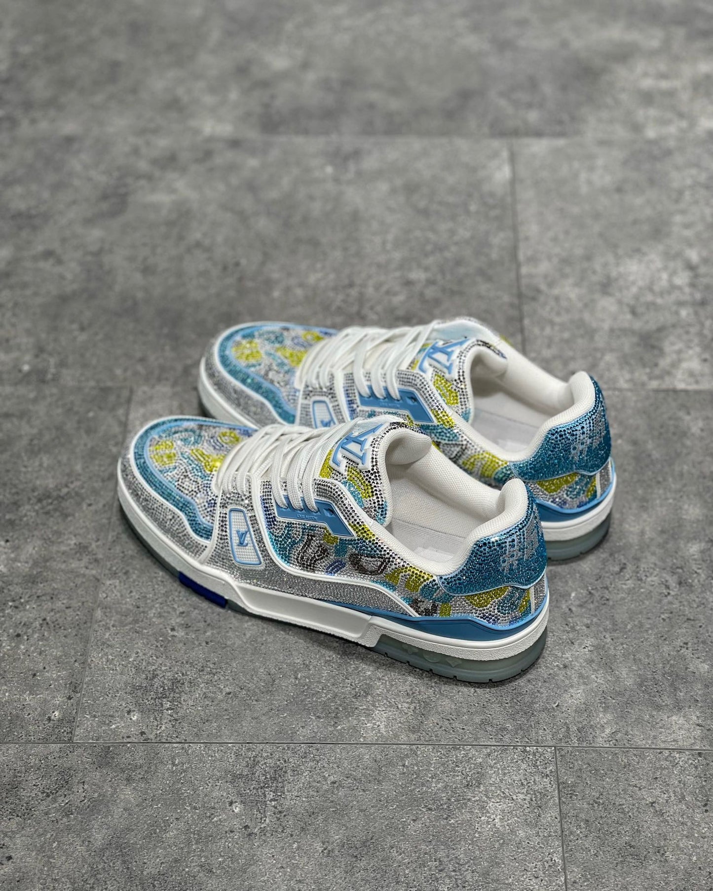 LOU TRAINERS