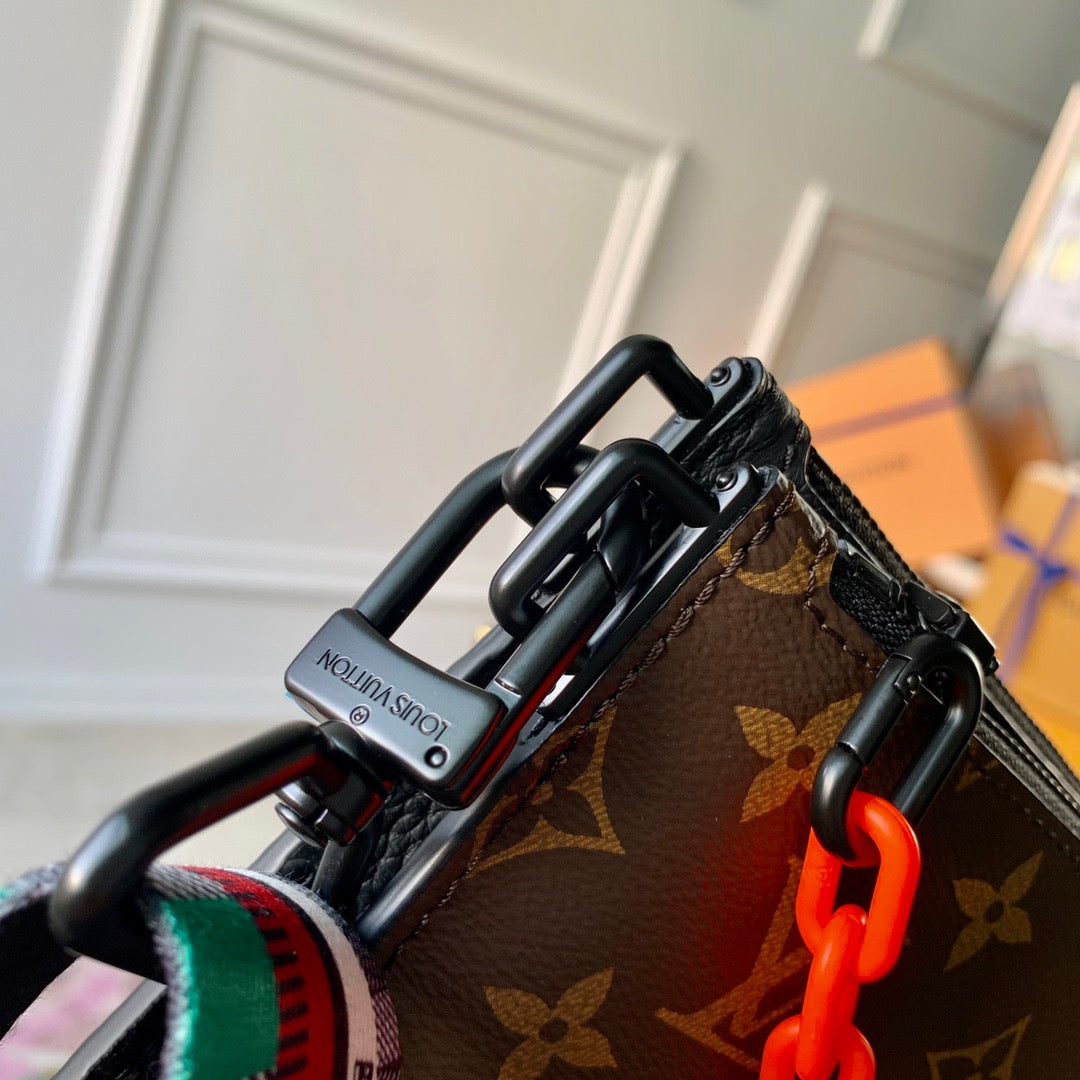 LOU IN THE LOOP BAG
