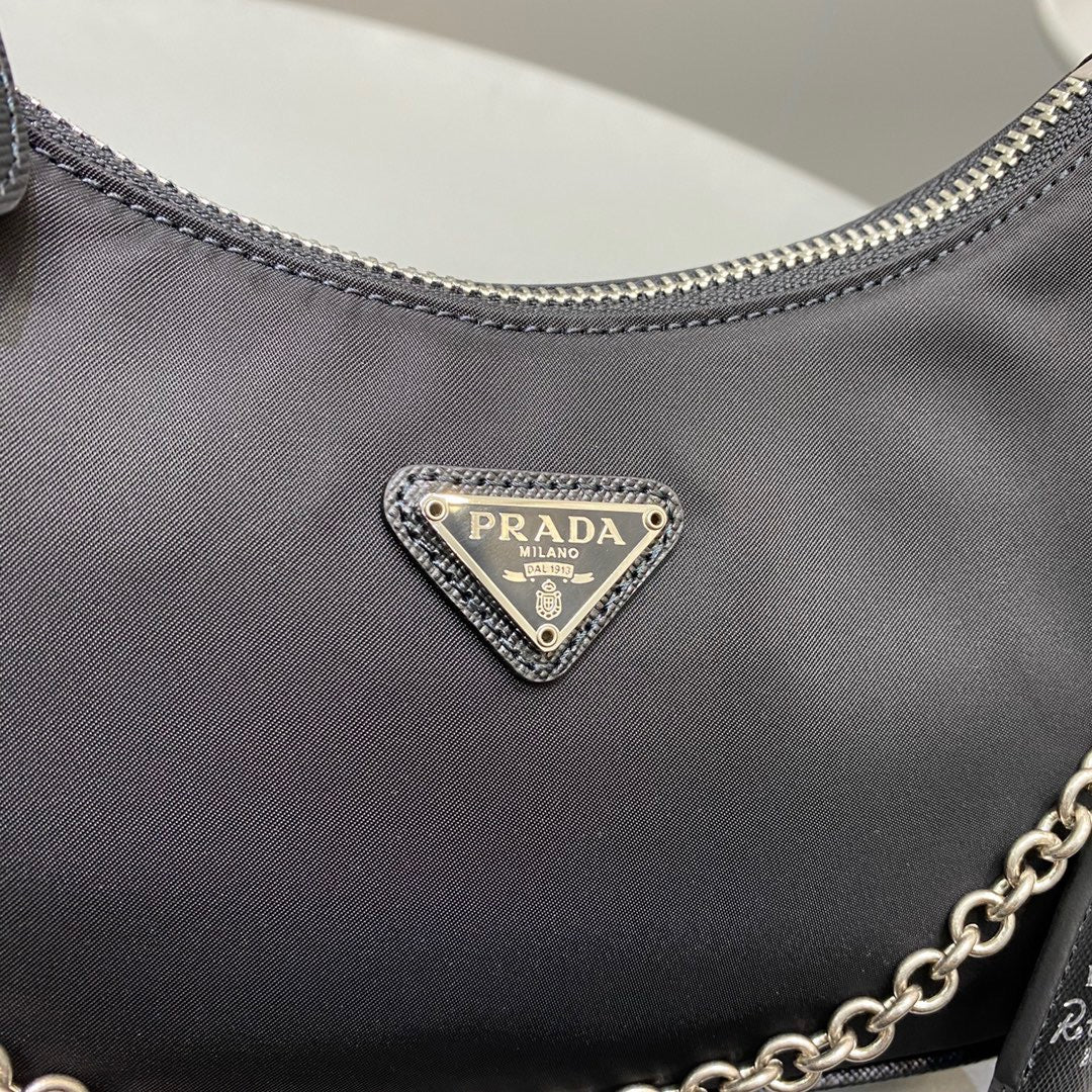 PD NYLON RE-EDTION 2005 BAG