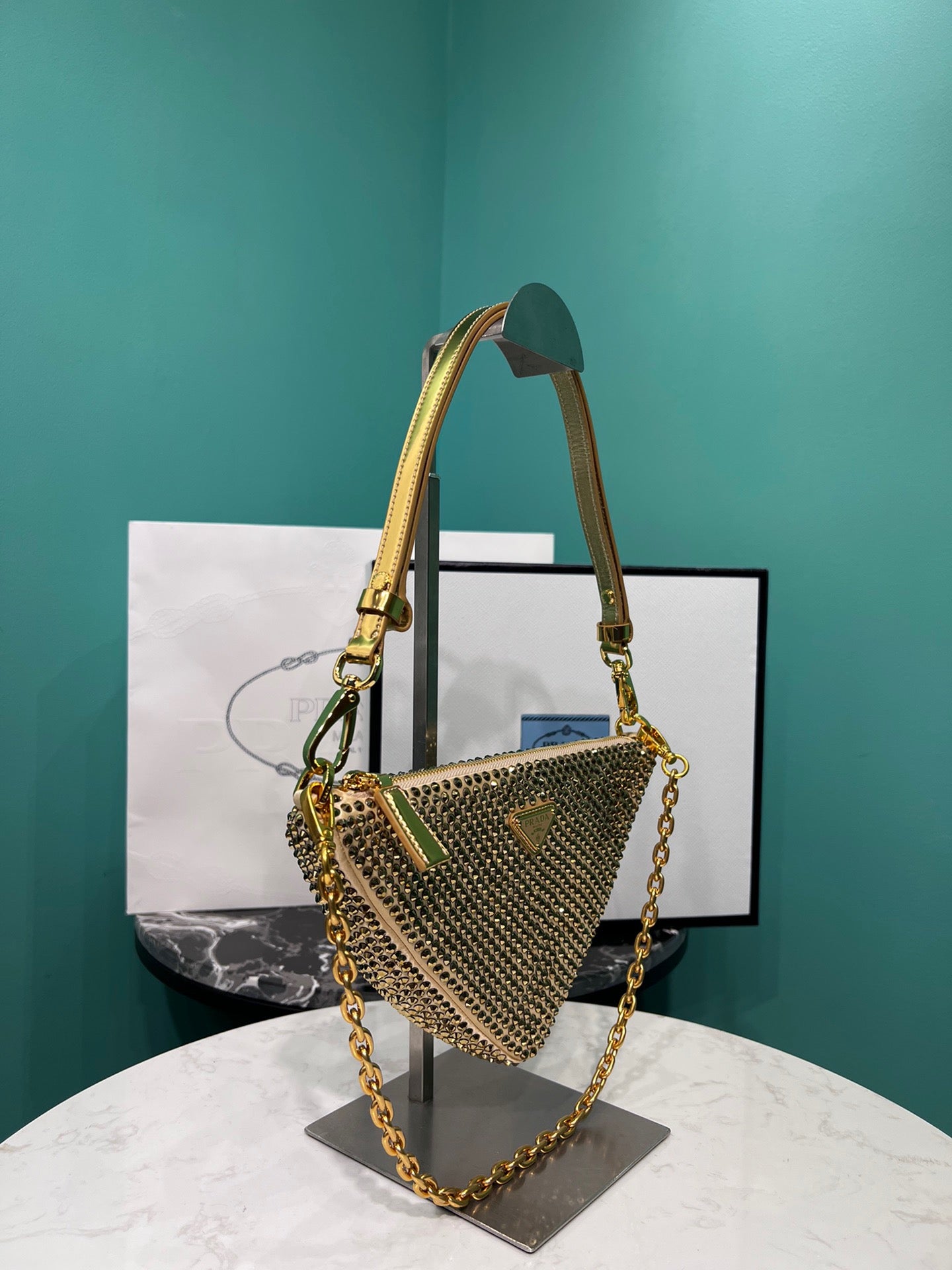 PD TRIANGLE BAG