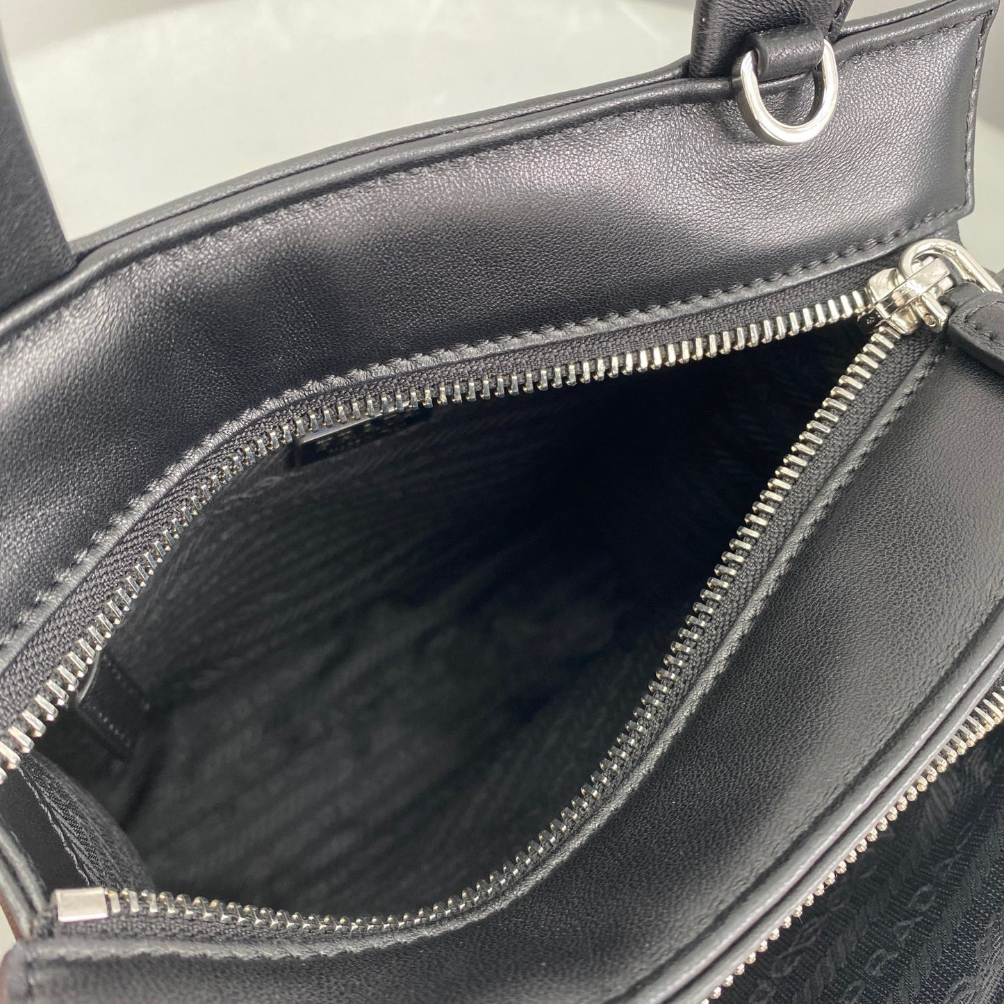 PD NAPPA LEATHER TOTE BAG