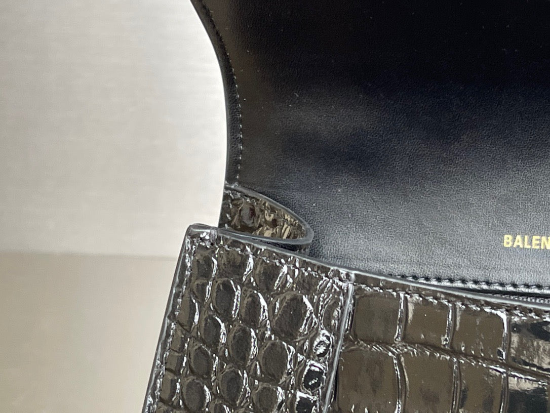BAL HOURGLASS BAG