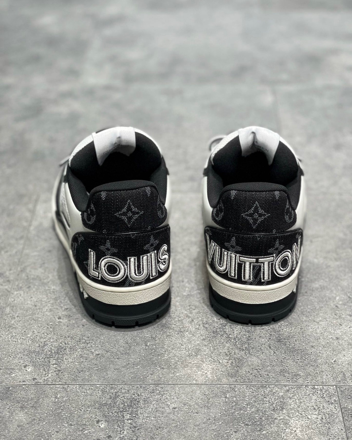 LOU TRAINERS