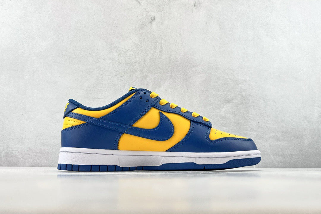 DUNK LOW RETRO UCLA