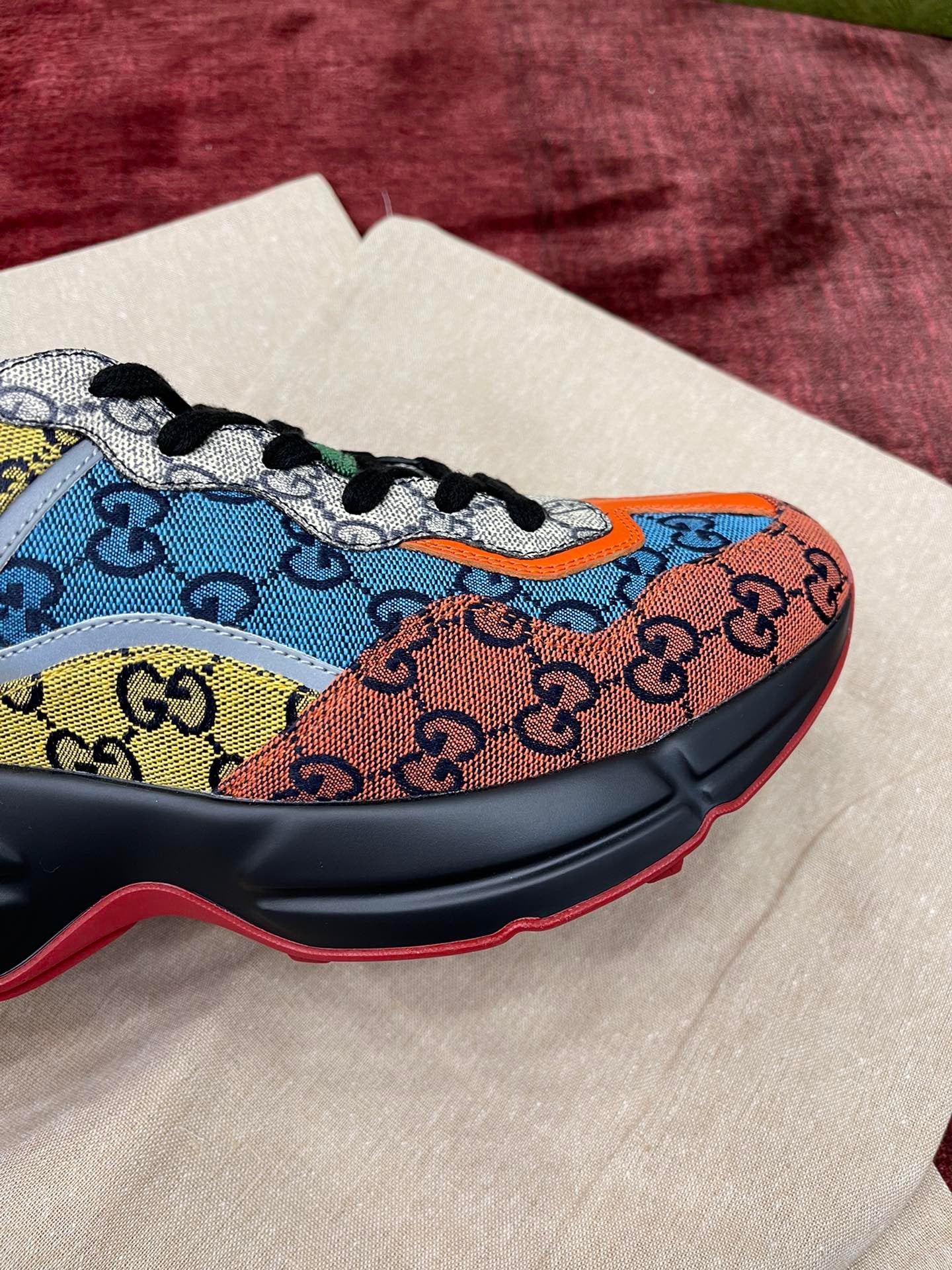 GG RHYTON SNEAKERS