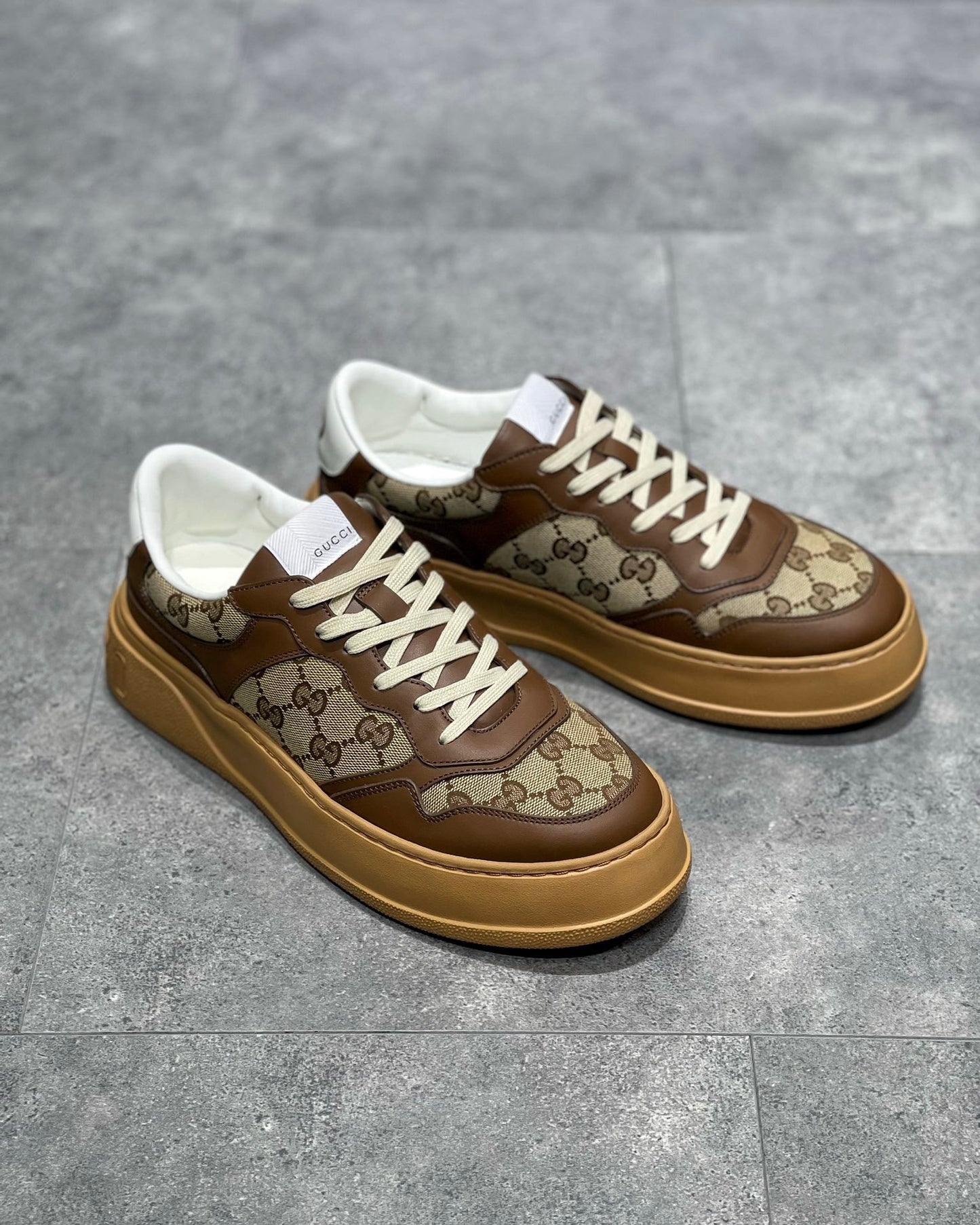 GG SNEAKER