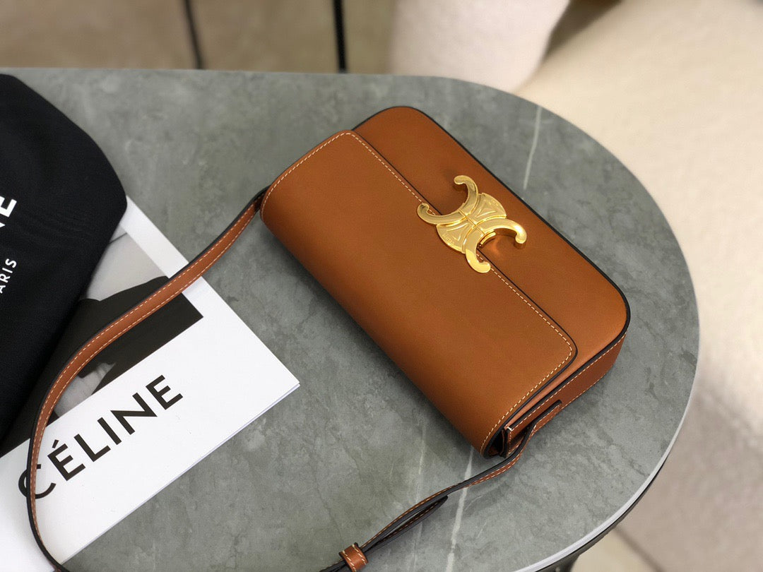 CEL TRIOMPHE SHOULDER BAG