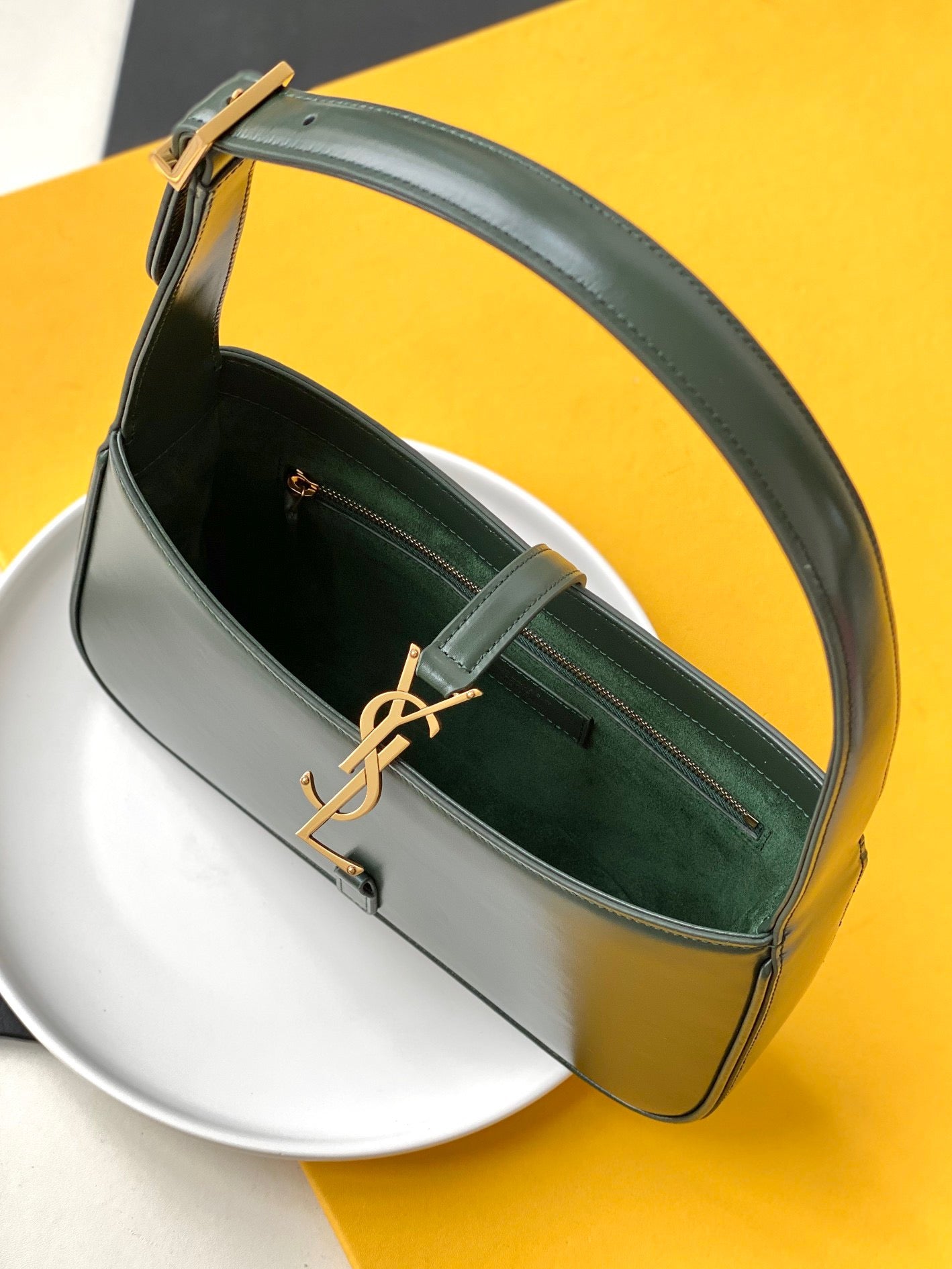 SL LE 5 A 7 HOBO BAG