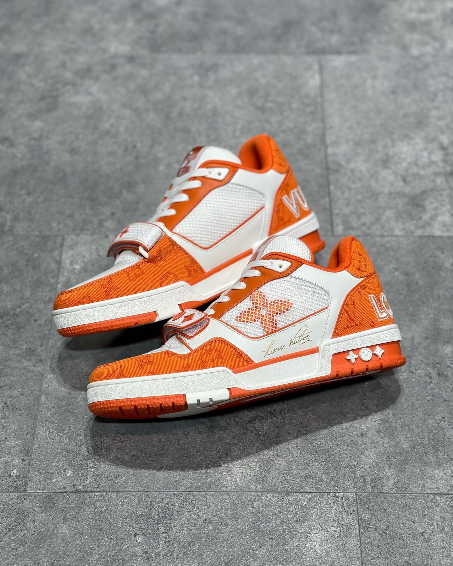 LOU TRAINERS