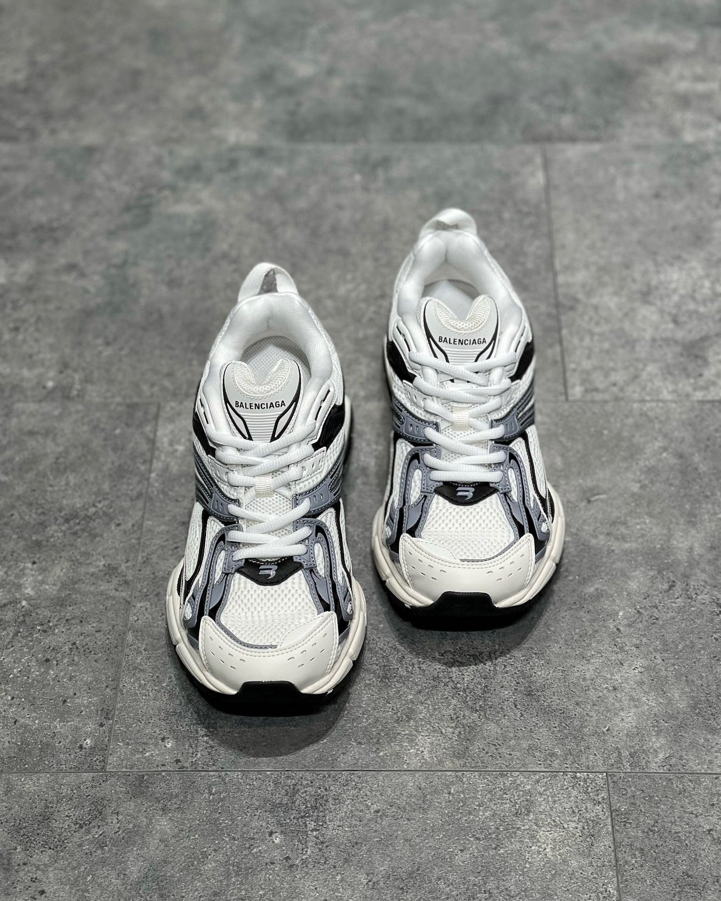 BAL X-PANDER TRAINERS