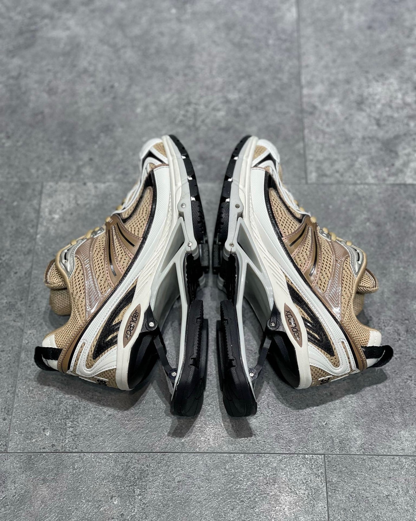 BAL X-PANDER TRAINERS