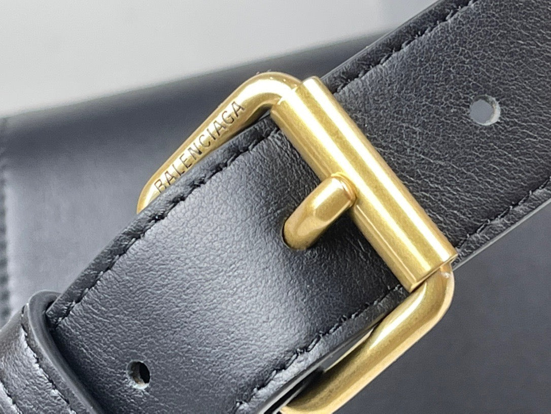BAL DOWNTOWN SHOULDER BAG