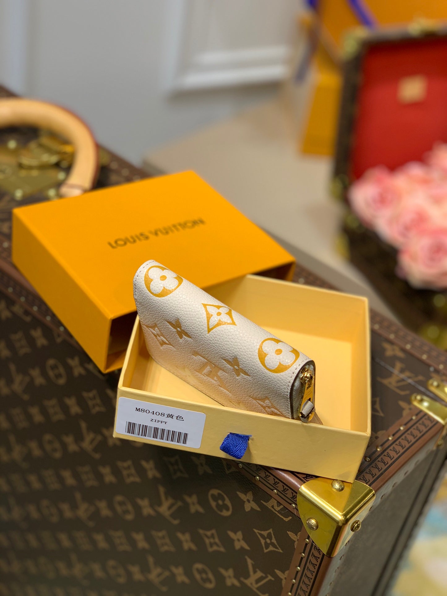 LOU SARAH WALLET