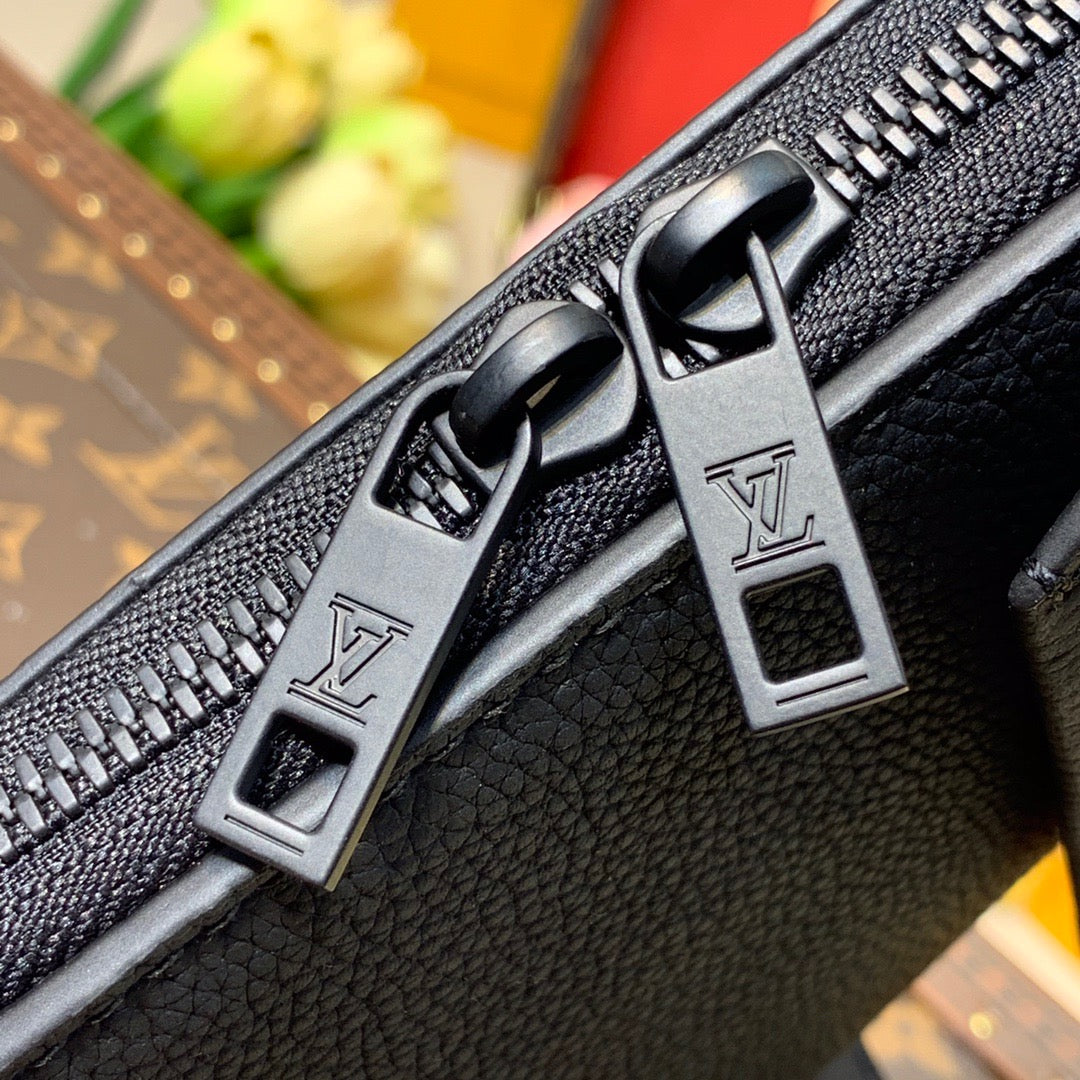 LOU AEROGRAM PHONE POUCH