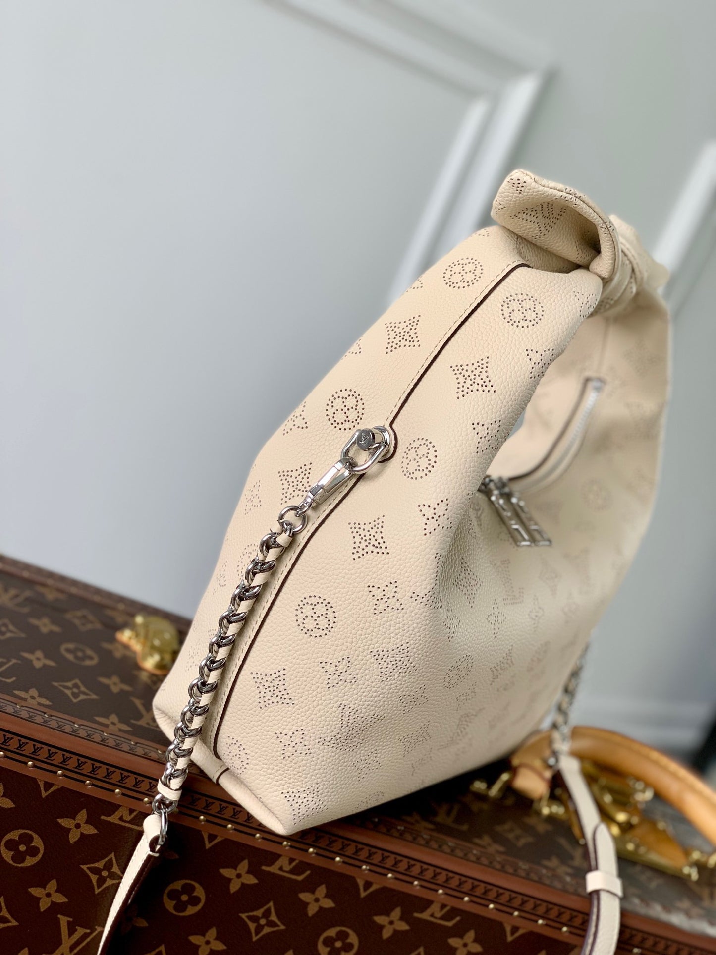 LOU WHY KNOT PM BAG