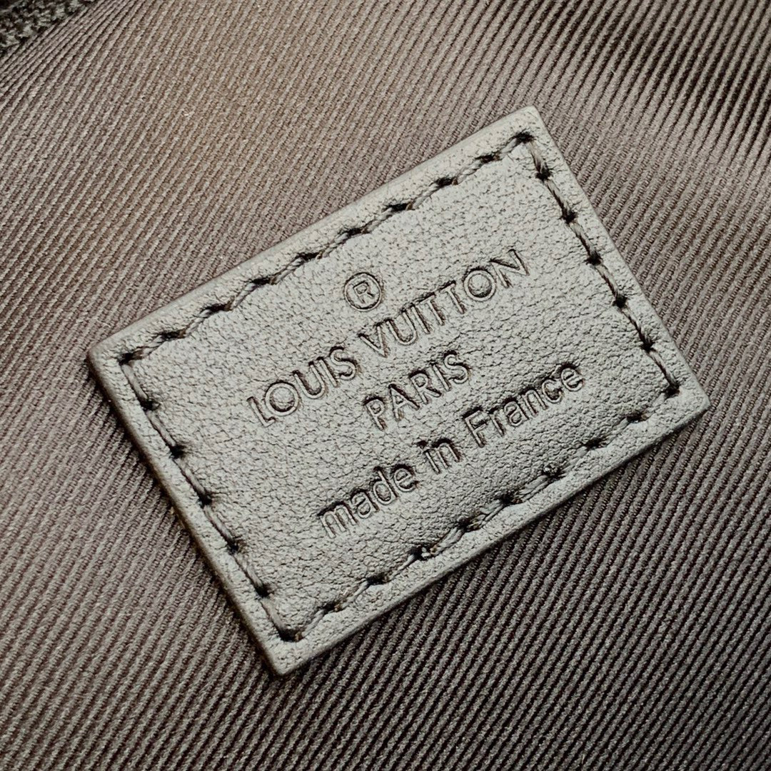 LOU AEROGRAM IPAD POUCH
