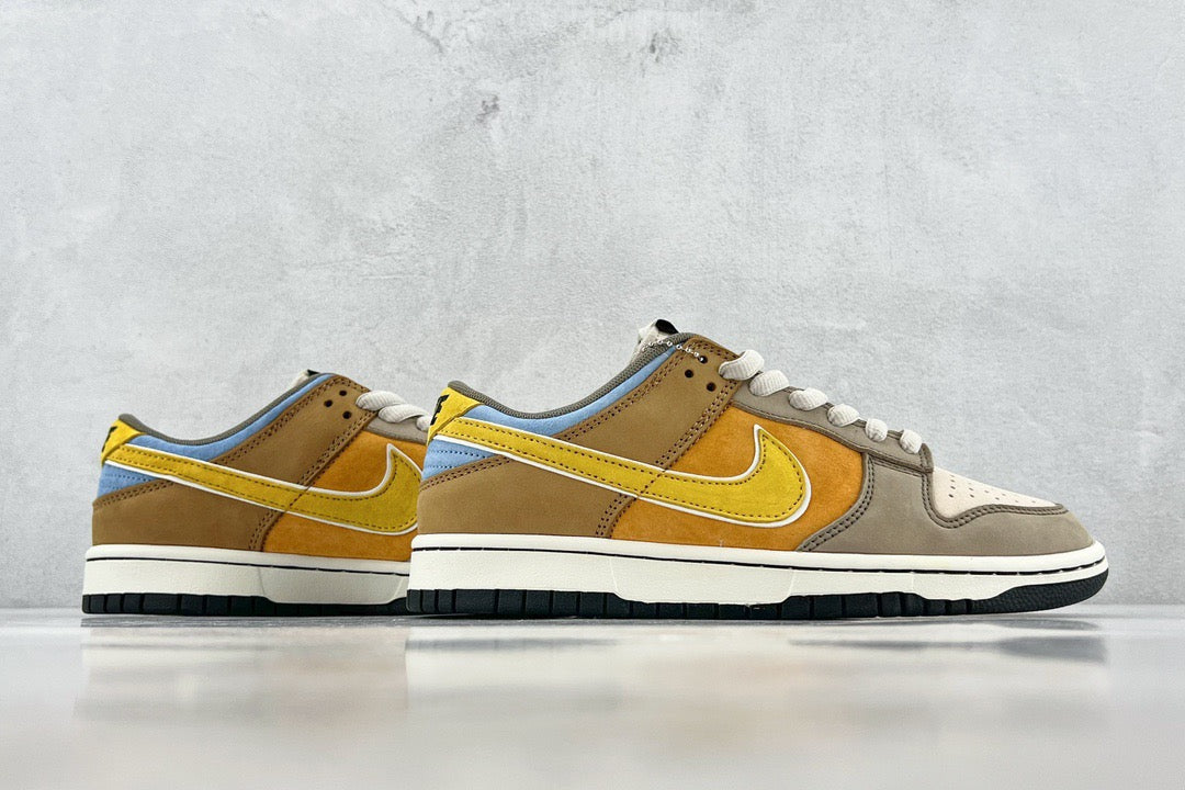 DUNK LOW x OTOMO KATUSHIRO