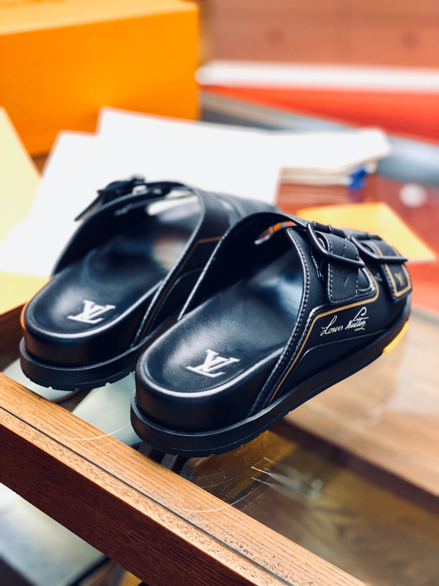 LOU TRAINER MULES