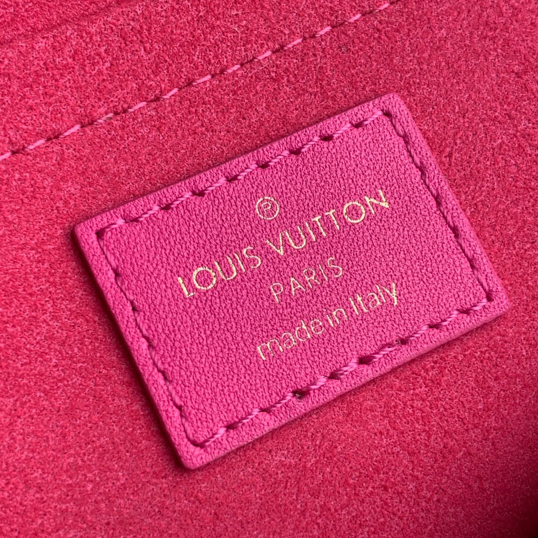 LOU NEW WAVE CHAIN BAG