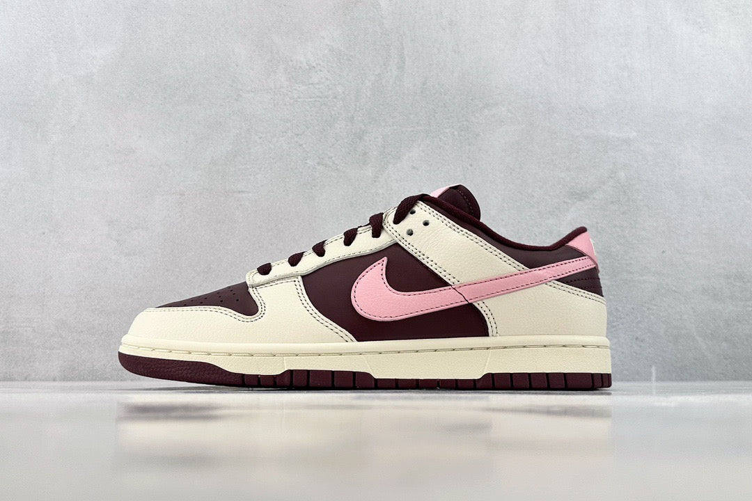DUNK LOW VALENTINES