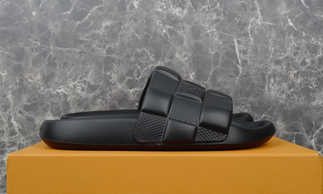 LOU WATERFRONT MULES