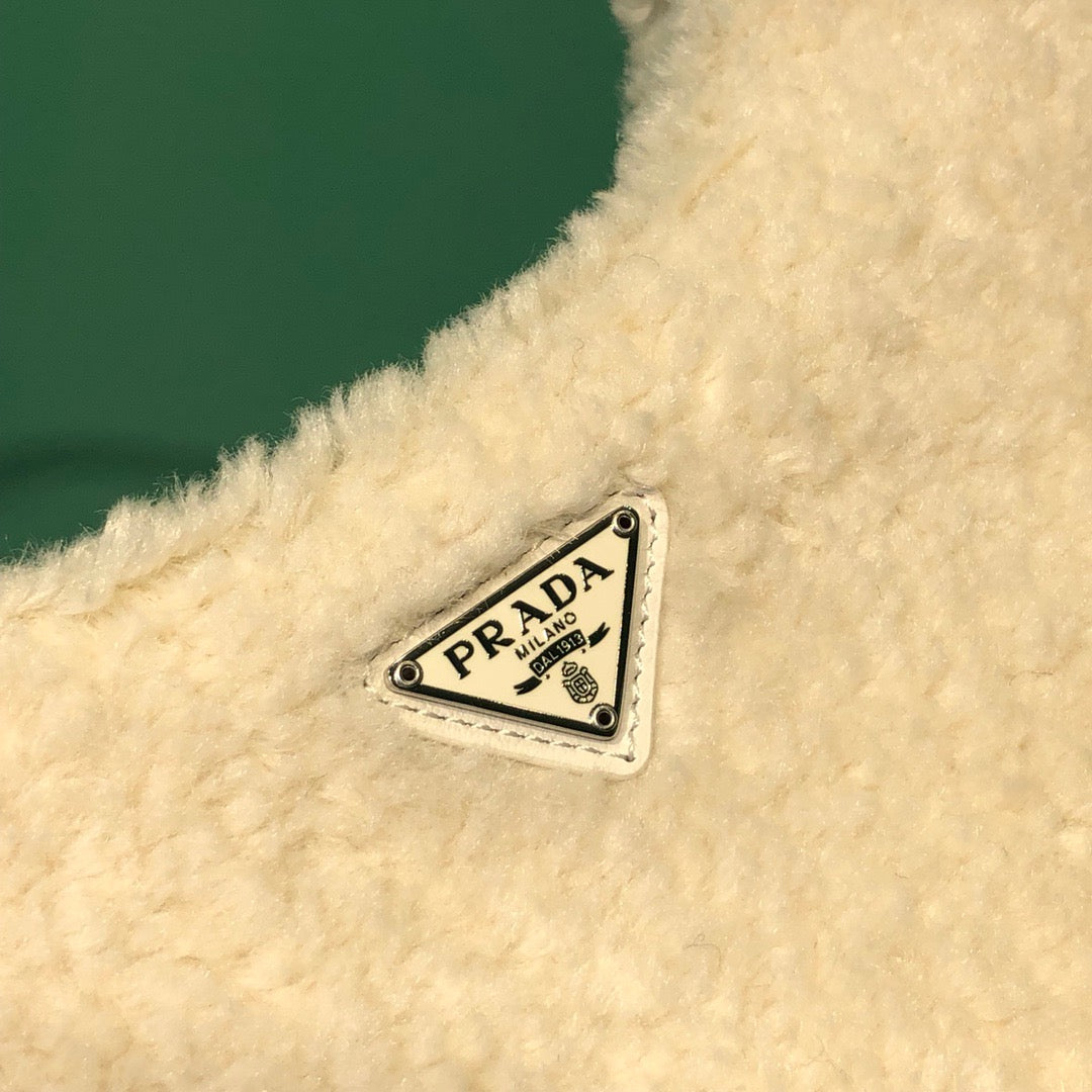 PD RE-EDITION 2000 WOOL BAG