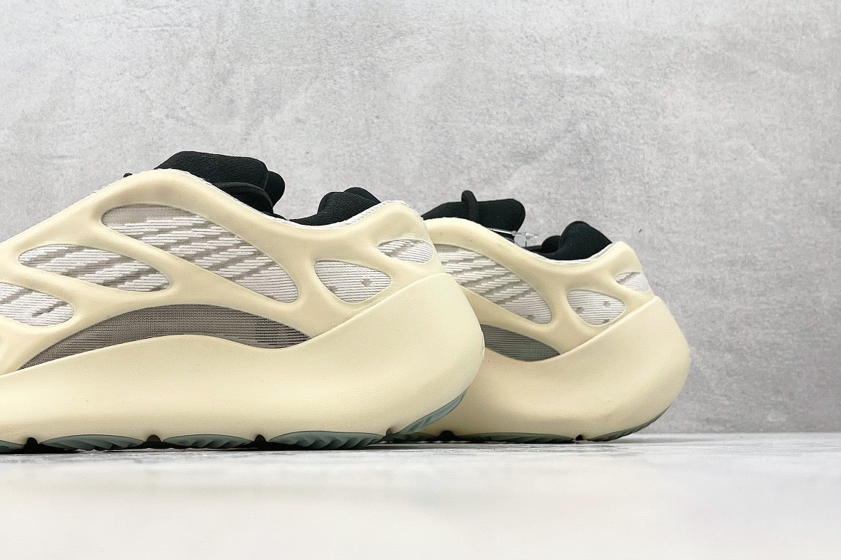 YEEZY 700 V3 AZAEL
