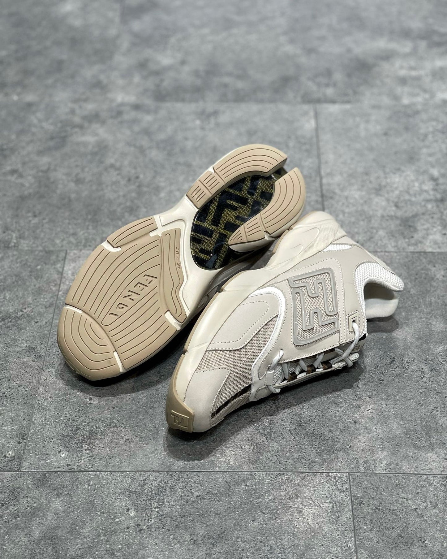 FEN FASTER SNEAKERS