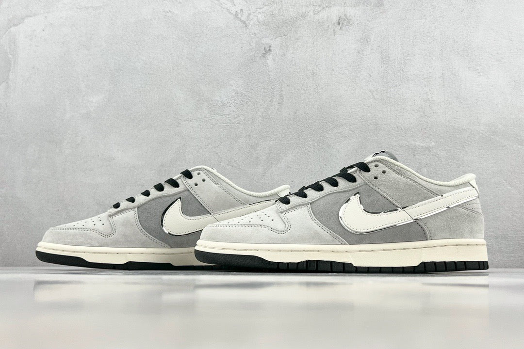 DUNK LOW x OTOMO KATUSHIRO