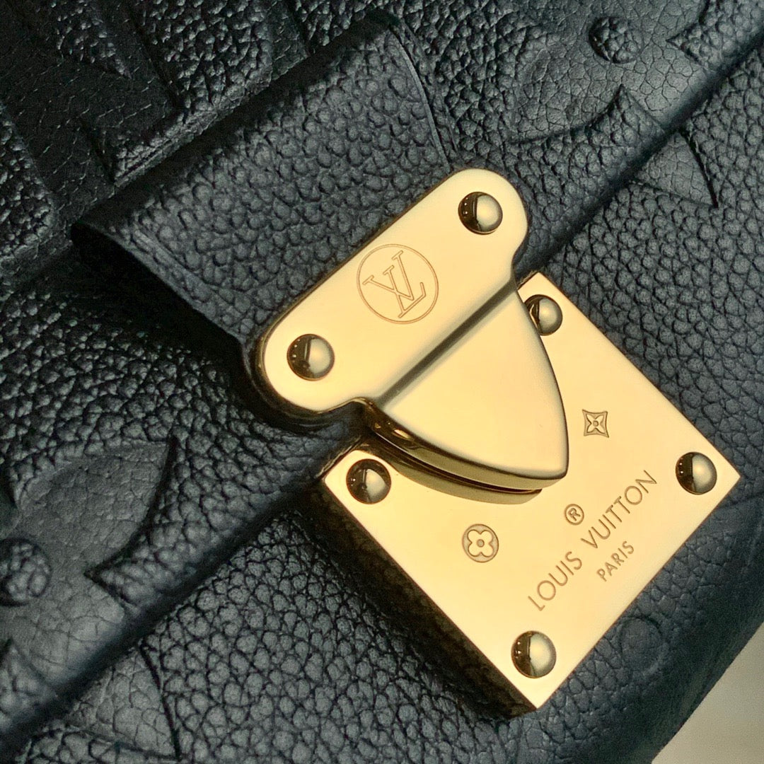 LOU FAVOURITE BAG