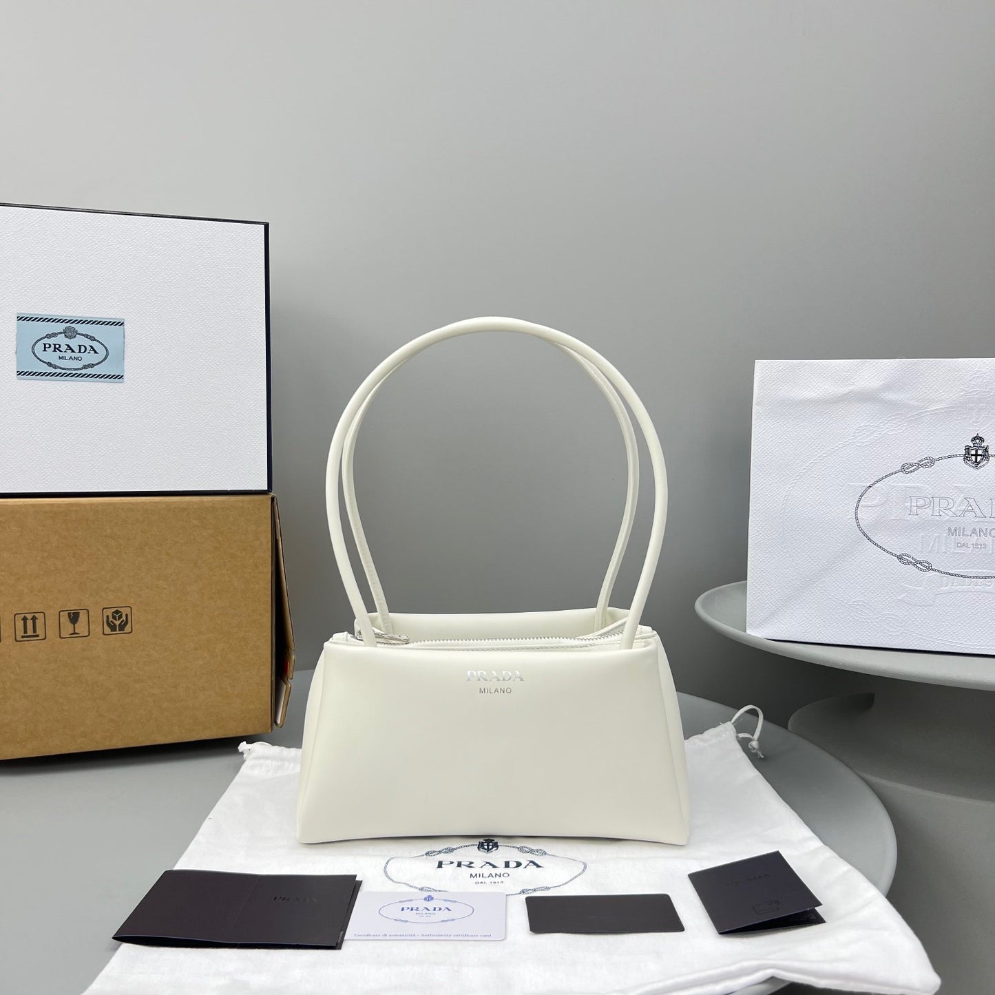 PD SMALL LEATHER BAG