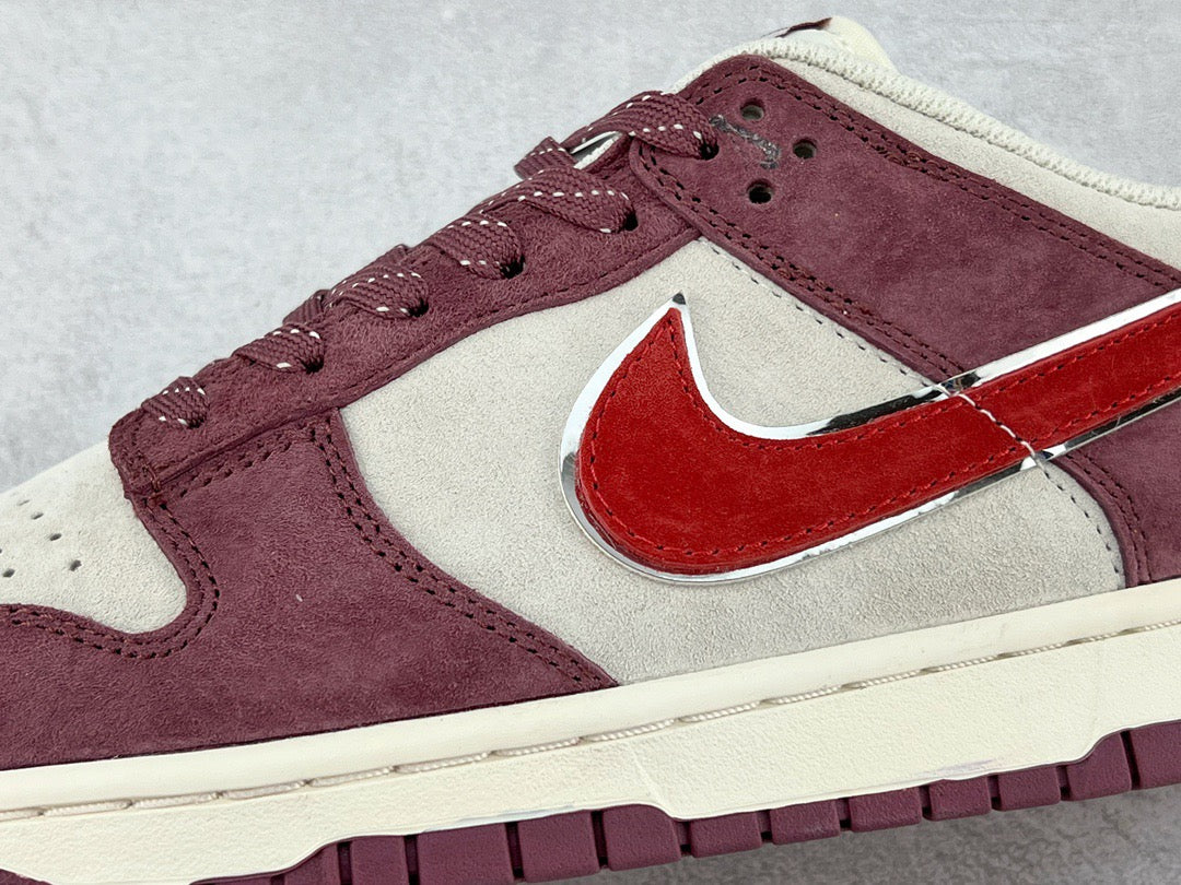 DUNK LOW x OTOMO KATUSHIRO