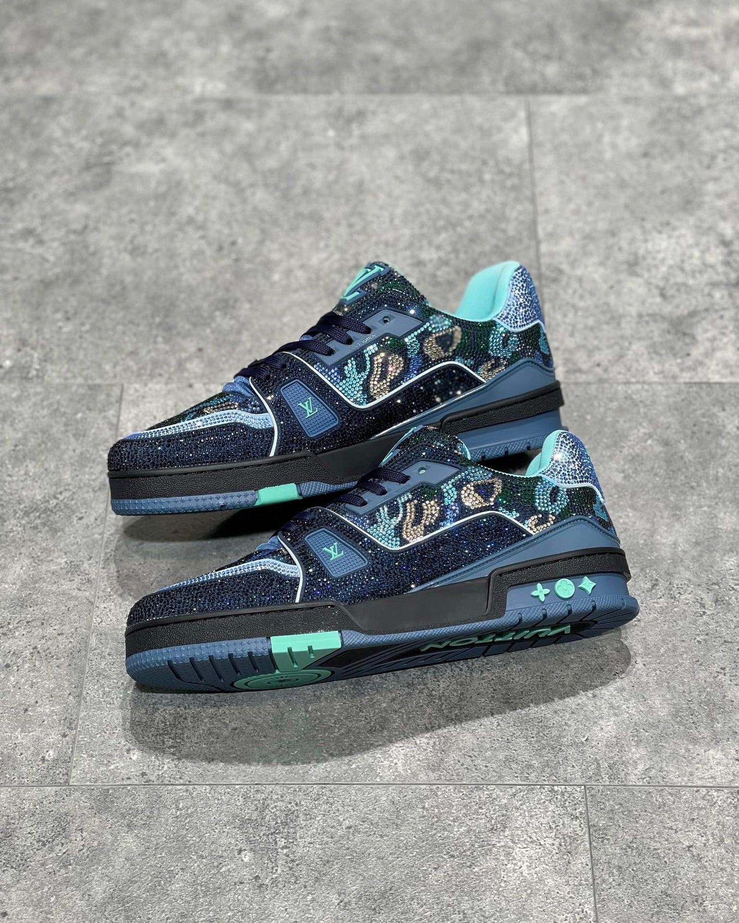 LOU TRAINERS