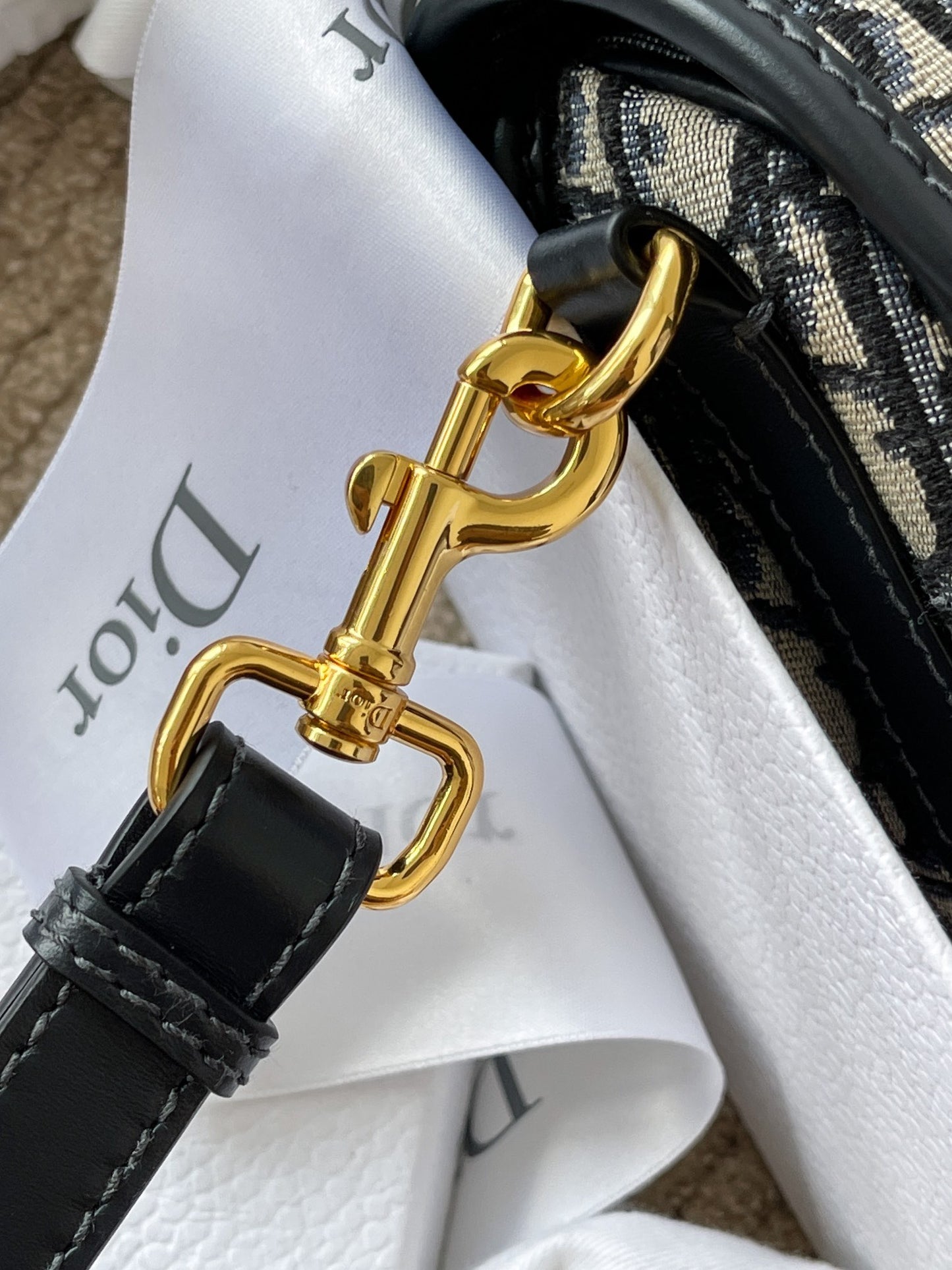 CD MEDIUM BOBBY BAG