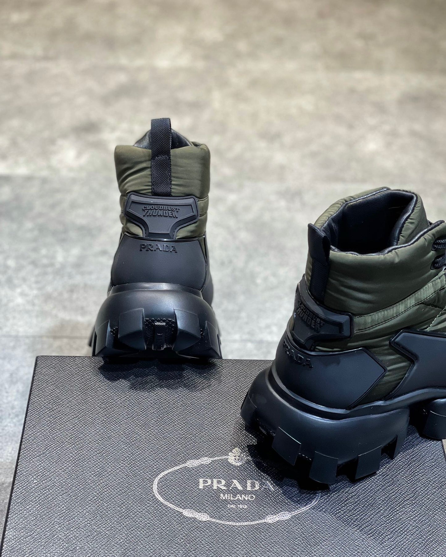 PD CLOUDBUST THUNDER SNEAKER