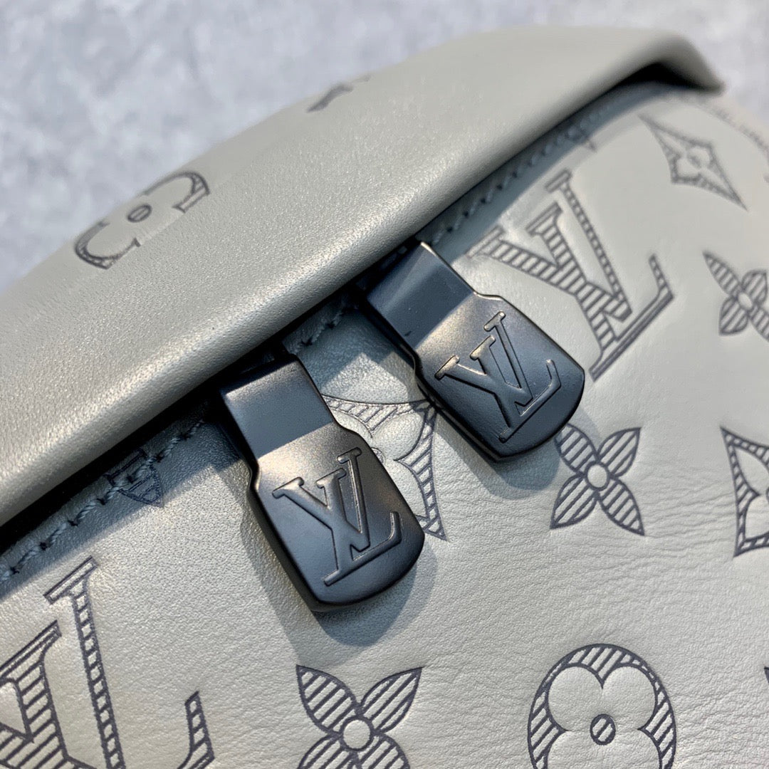 LOU DISCOVERY BUMBAG