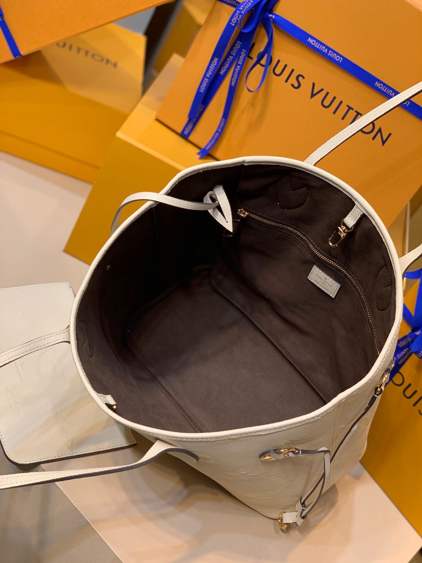LOU NEVERFULL MM BAG