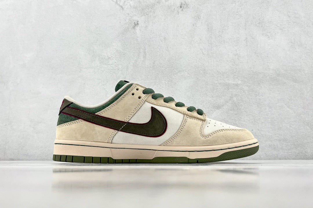 DUNK LOW x OTOMO KATUSHIRO