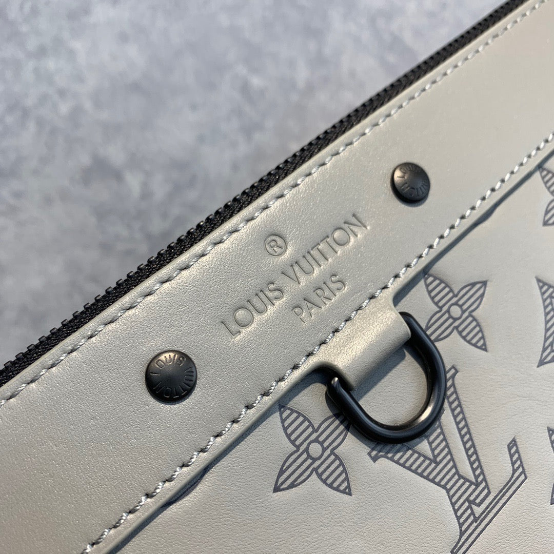 LOU DISCOVERY POCHETTE