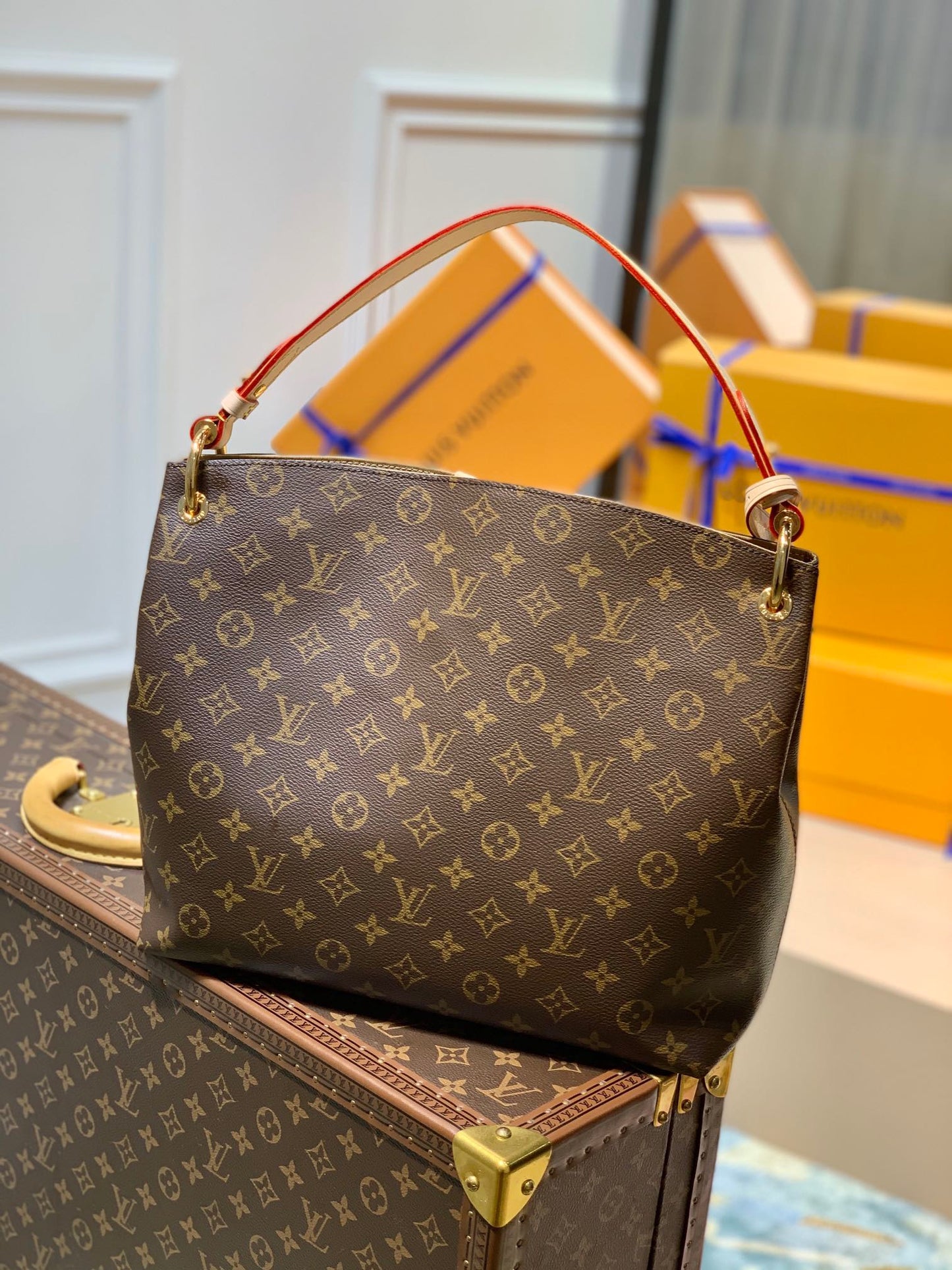 LOU GRACEFUL PM HOBO BAG