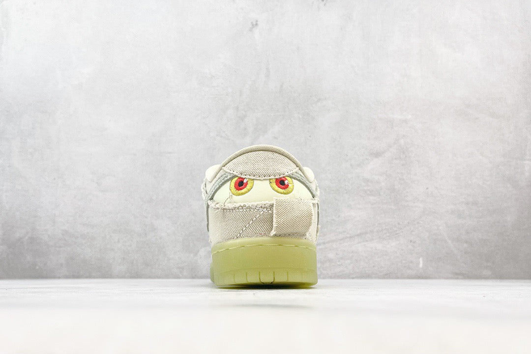 DUNK LOW MUMMY
