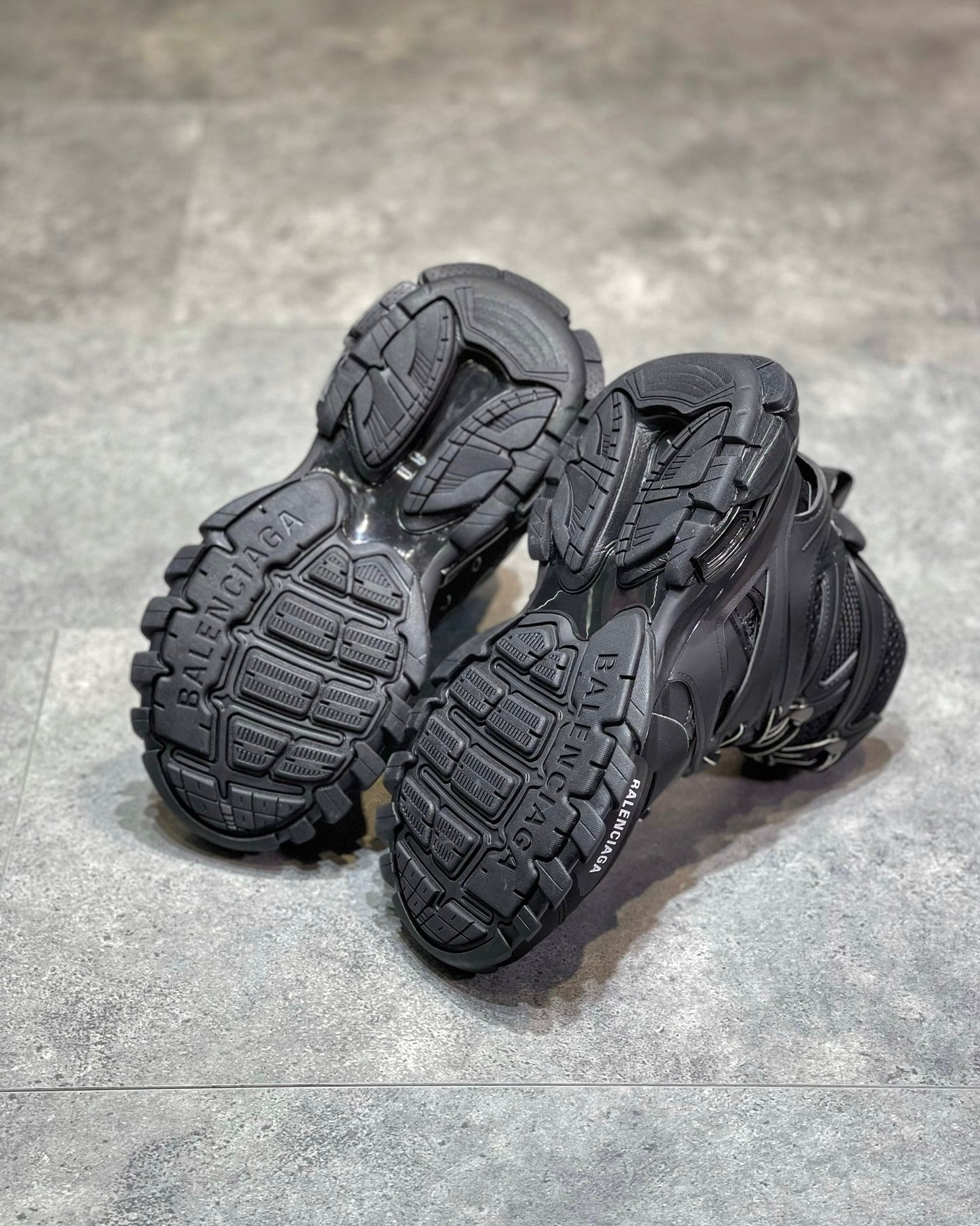 BAL TRACK HIGH HIKE SNEAKER