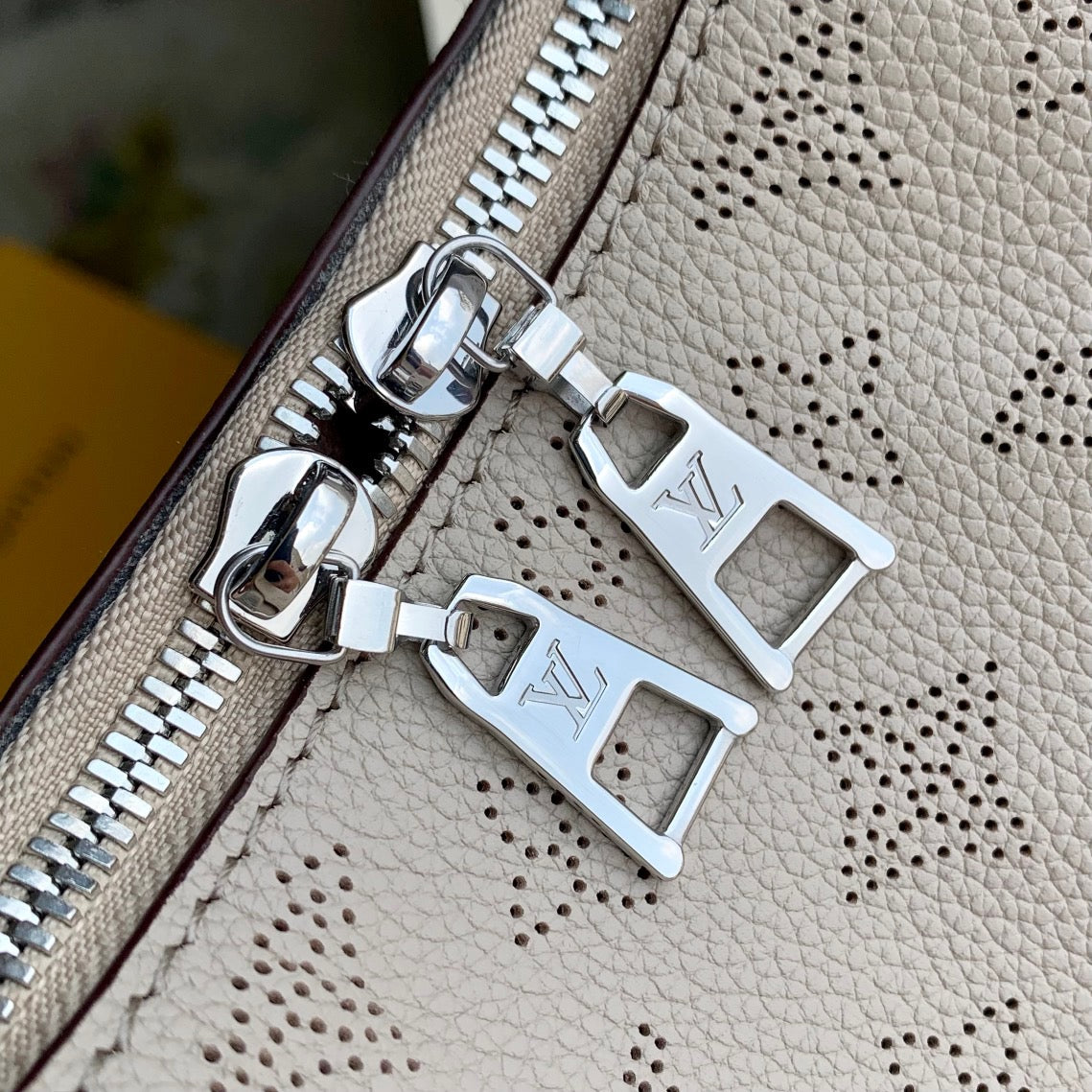 LOU WHY KNOT PM BAG