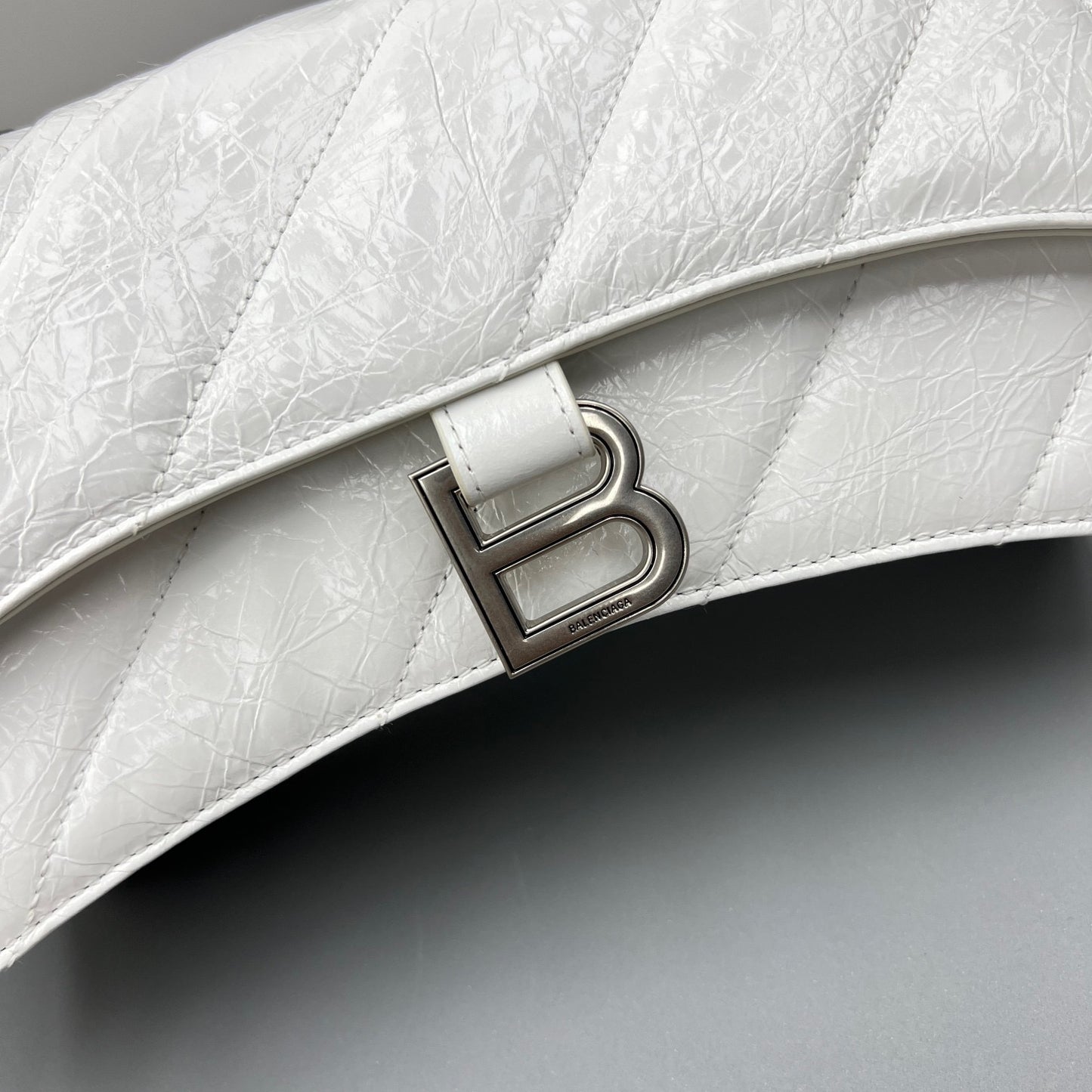 BAL CRUSH CHAIN BAG