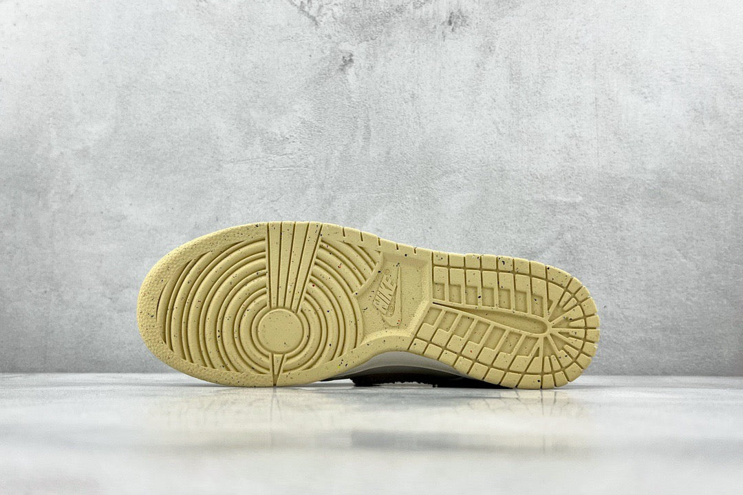 DUNK LOW YEAR OF THE RABBIT